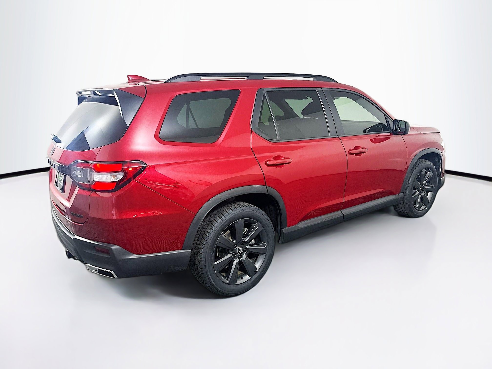 Used 2024 Honda Pilot Sport image 9