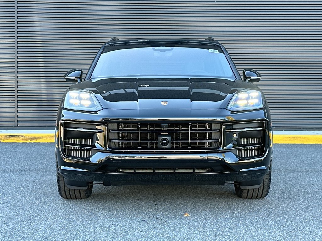 New 2027 Porsche Cayenne GTS AWD/4WD image 6