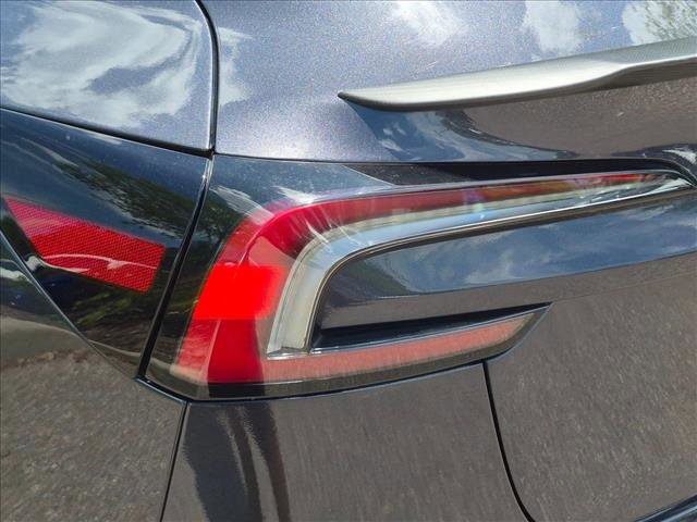 Used 2024 Tesla Model 3 Performance AWD/4WD image 6