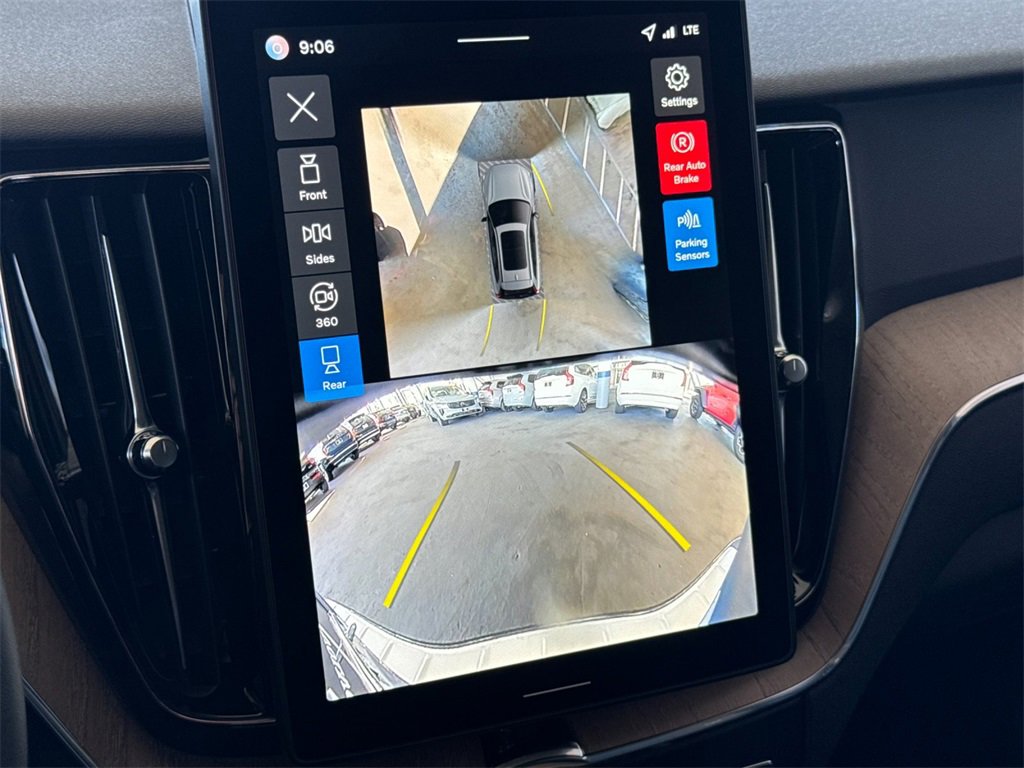 New 2026 Volvo XC60 B5 Plus image 19