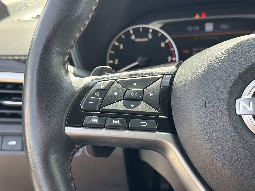 Certified 2023 Nissan Altima 2.0 SR FWD image 30