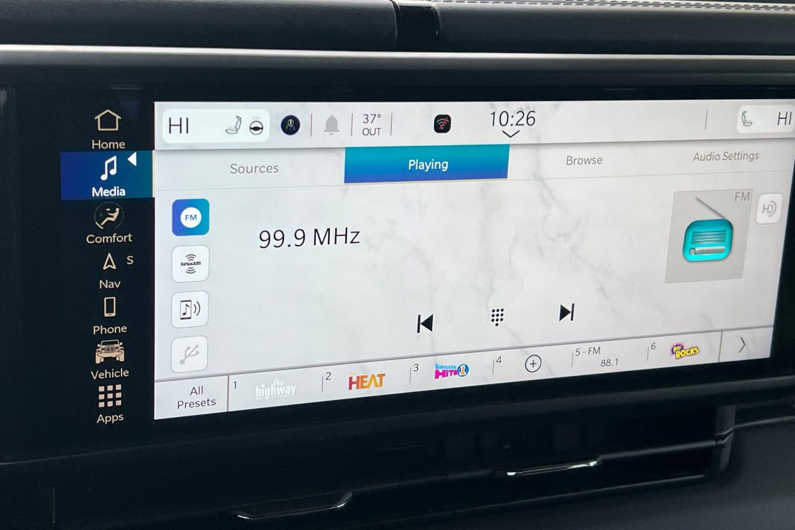 New 2026 Jeep Wrangler Unlimited Rubicon w/ Dual Top Group image 17