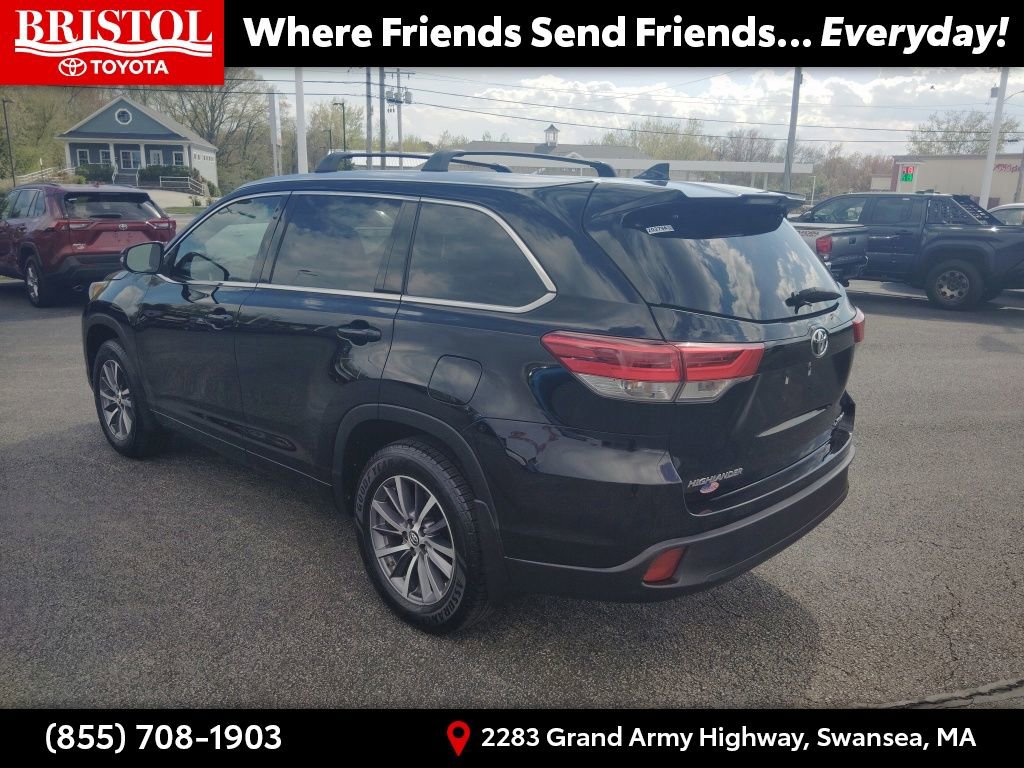 Used 2018 Toyota Highlander XLE AWD/4WD image 5