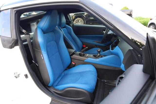 Certified 2025 Nissan Z Performance w/ Floor Mat Package RWD image 22