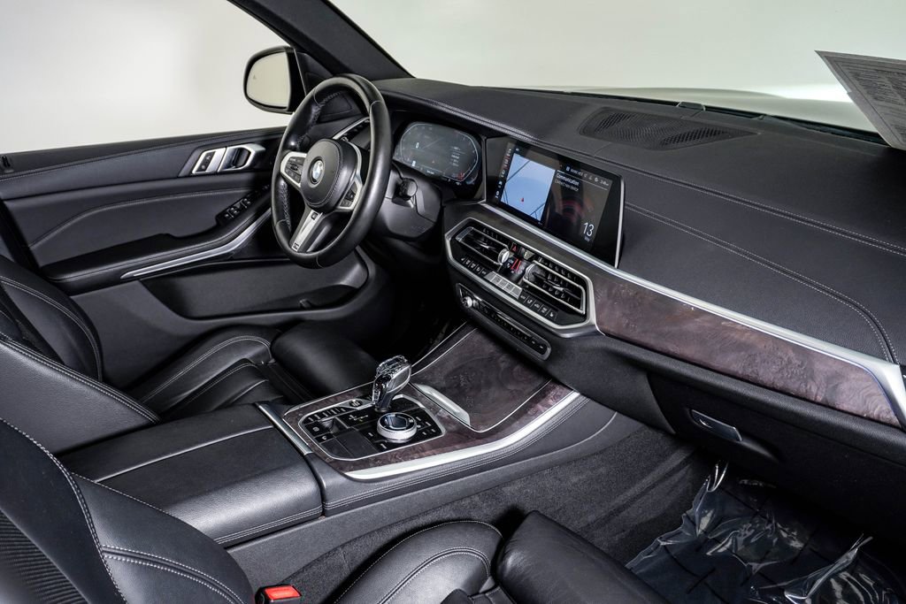 Used 2020 BMW X5 xDrive40i w/ M Sport Package AWD/4WD image 13