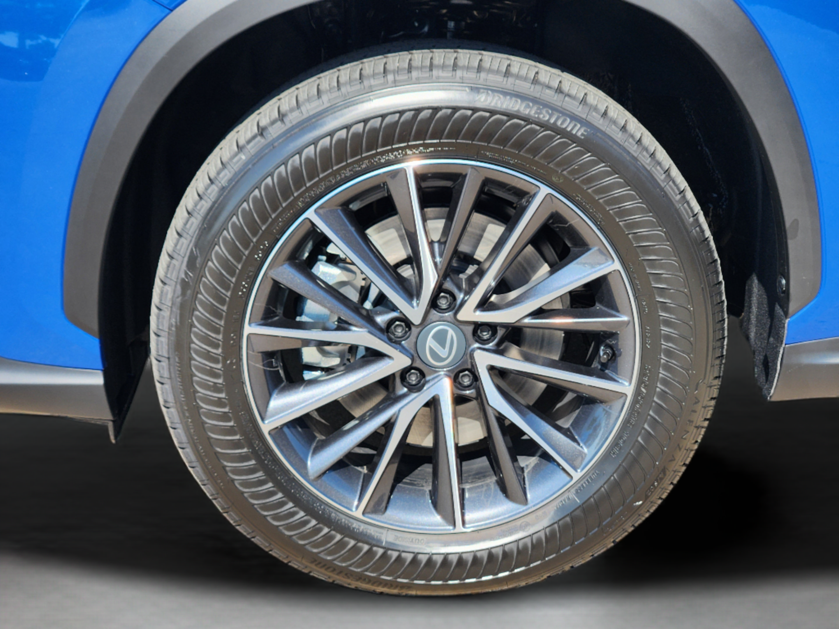 New 2026 Lexus NX 350h AWD w/ Accessory Package (Z1) image 5