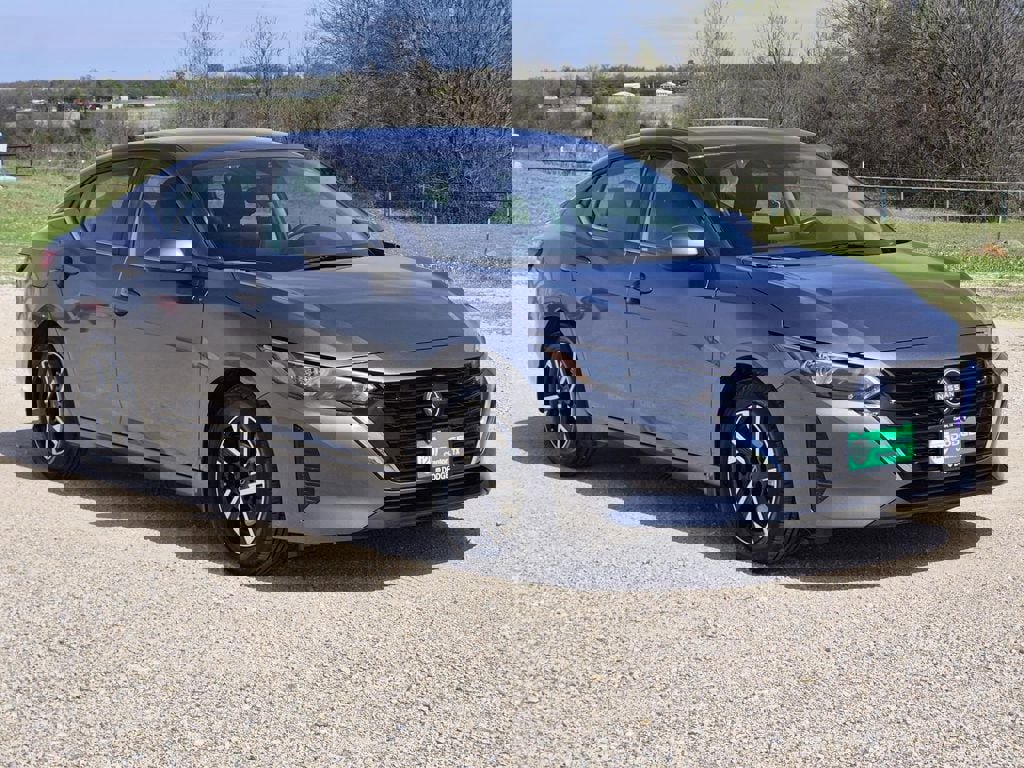 Used 2024 Nissan Sentra SV w/ All-Weather Package video 2