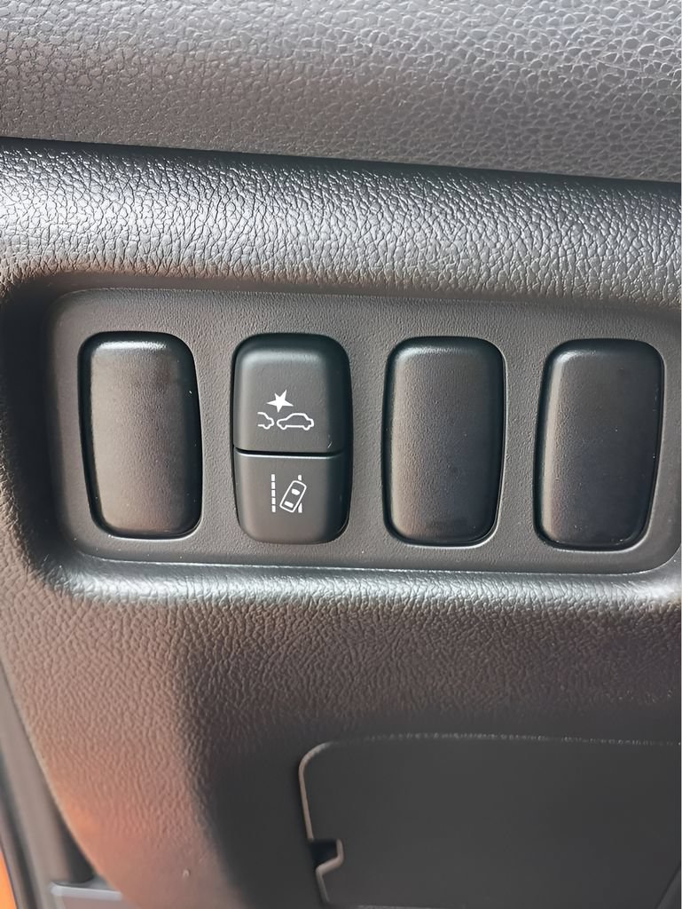 Used 2023 Mitsubishi Outlander Sport ES AWD/4WD image 25