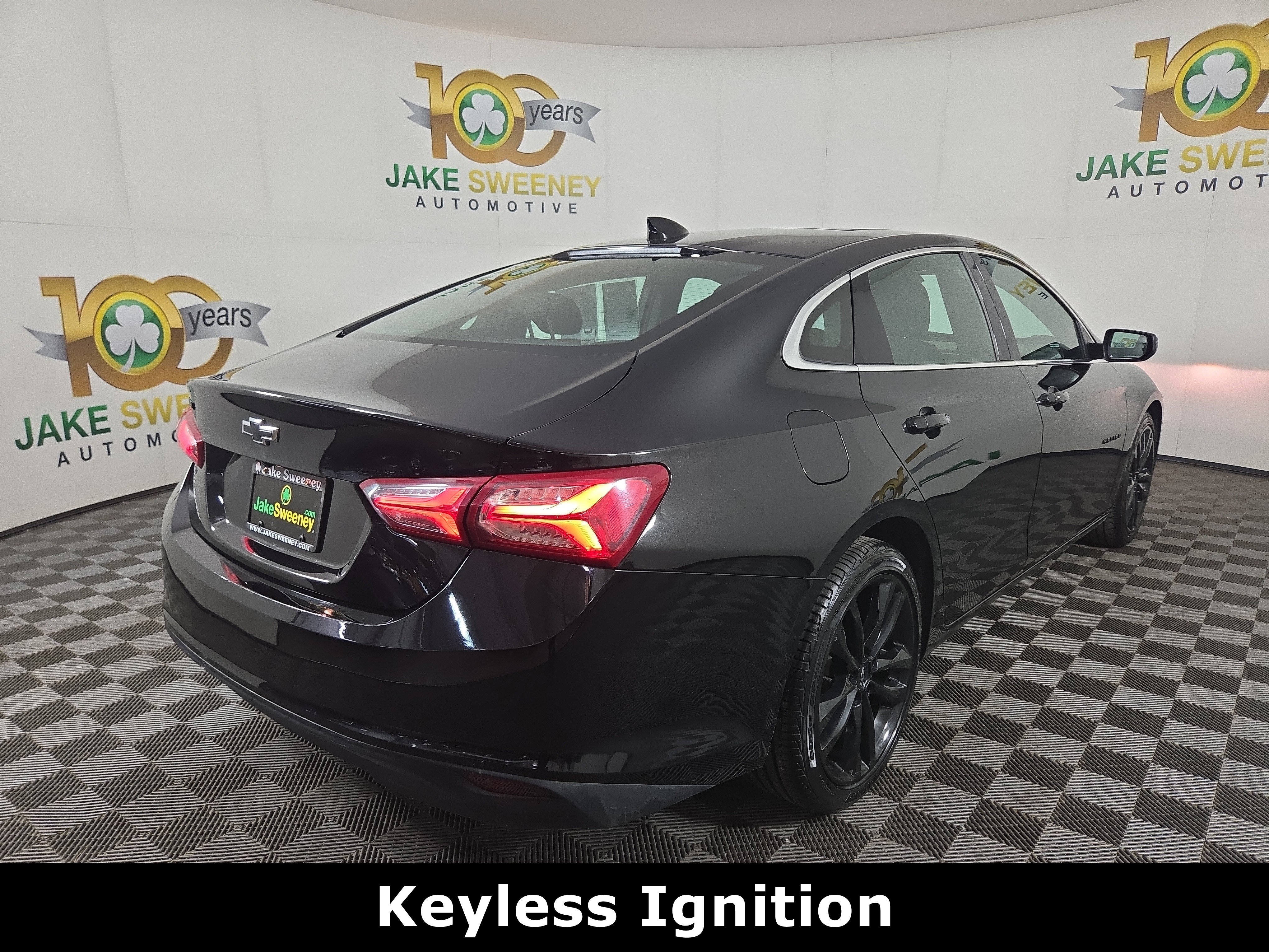 Certified 2023 Chevrolet Malibu LT w/ Midnight Edition image 9