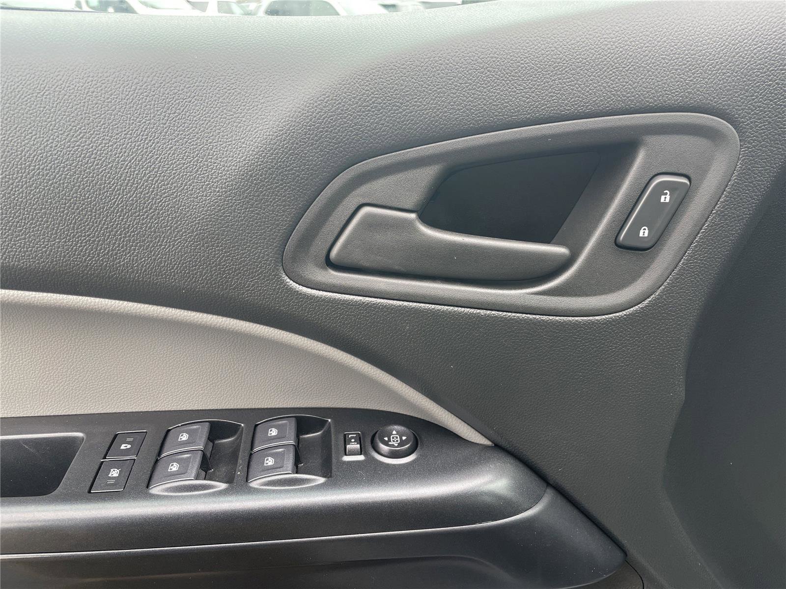 Used 2022 Chevrolet Colorado W/T w/ Custom Special Edition image 12