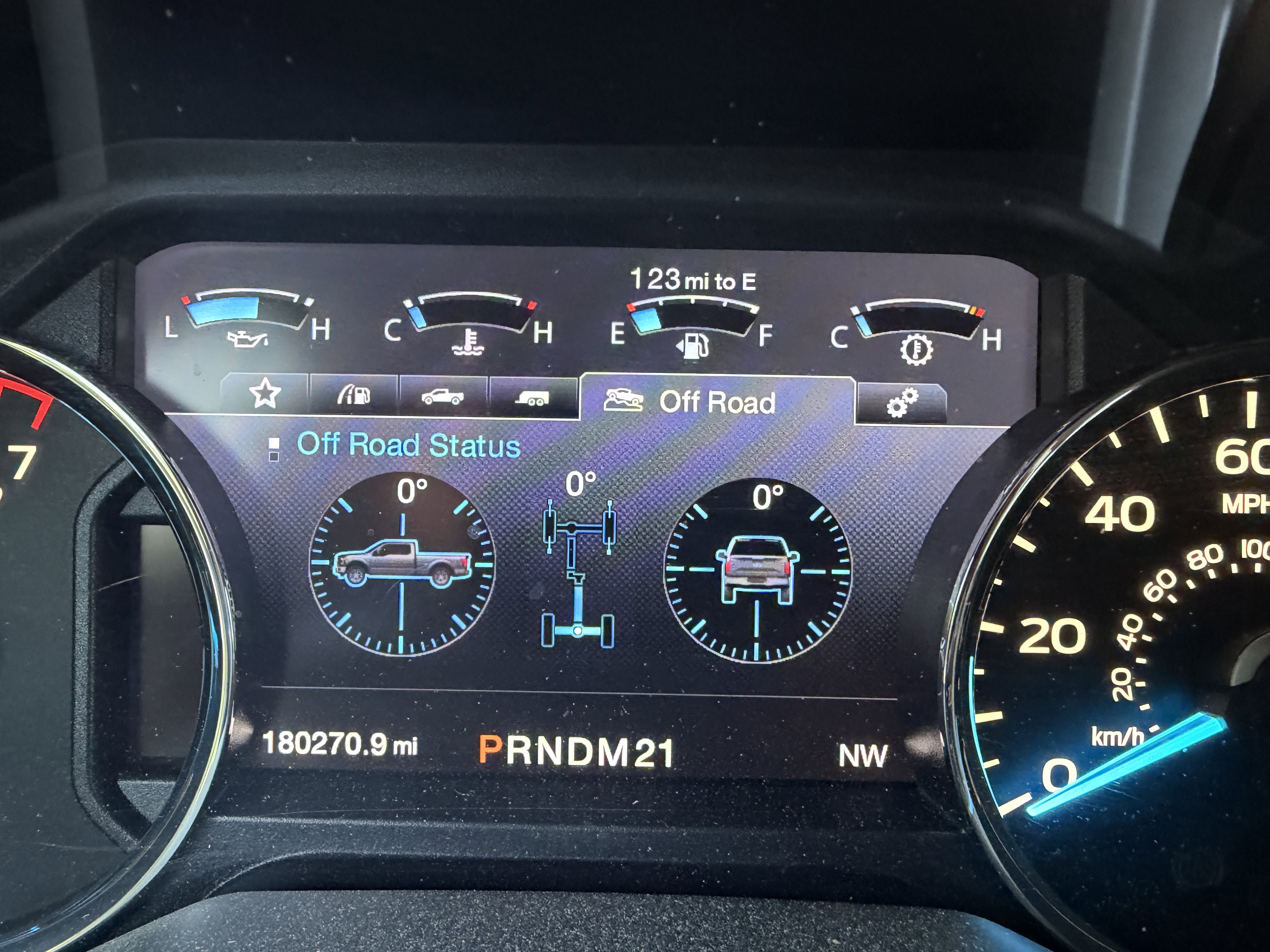 Used 2015 Ford F150 Lariat w/ Equipment Group 502A Luxury AWD/4WD image 15