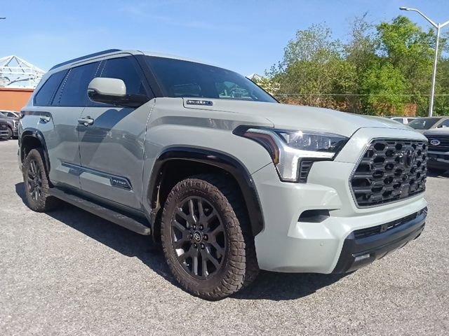 Used 2025 Toyota Sequoia Platinum AWD/4WD image 1