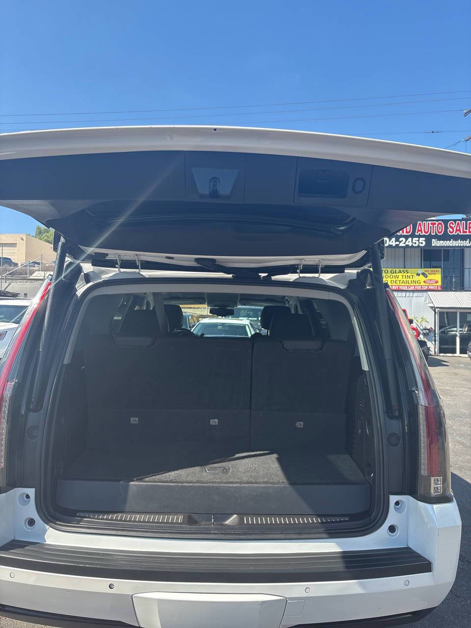 Used 2018 Cadillac Escalade 2WD image 10