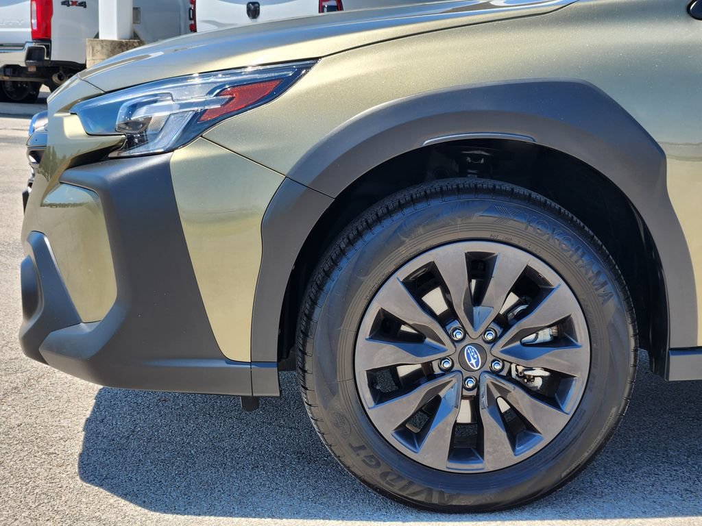 Used 2025 Subaru Outback Onyx Edition AWD/4WD image 9