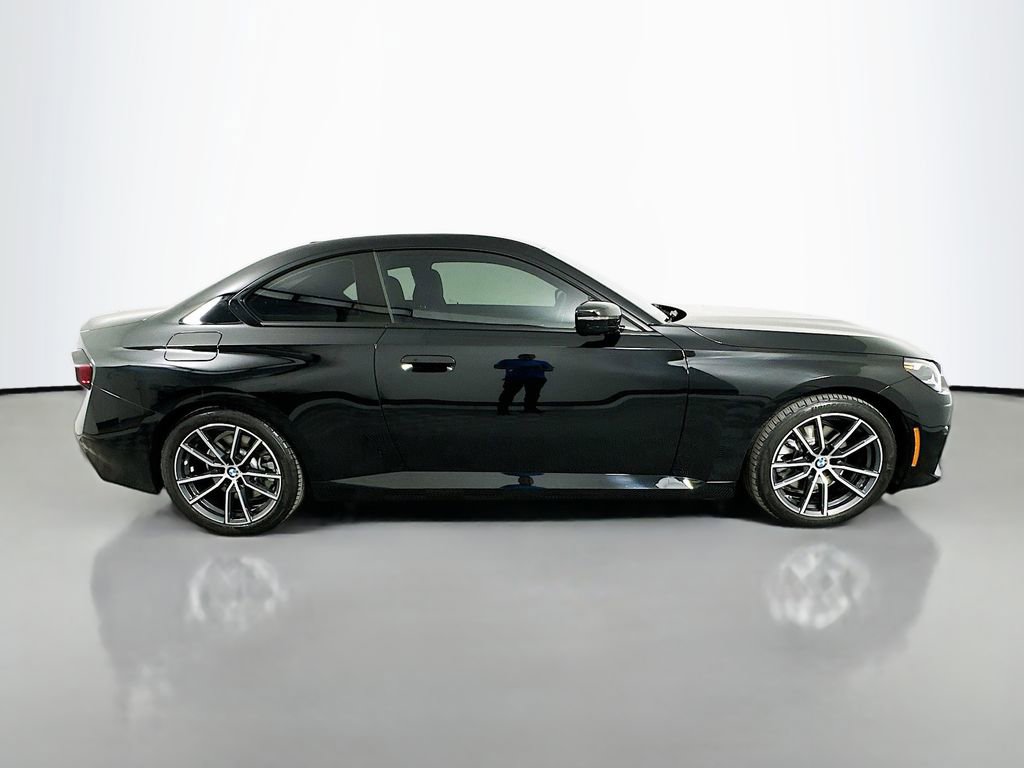 Certified 2023 BMW 230i Coupe w/ Convenience Package RWD image 4