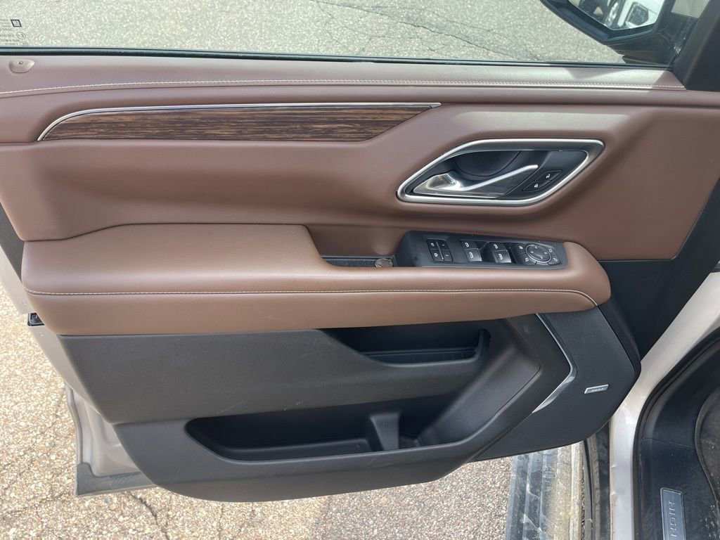 Certified 2021 Chevrolet Suburban High Country AWD/4WD image 24