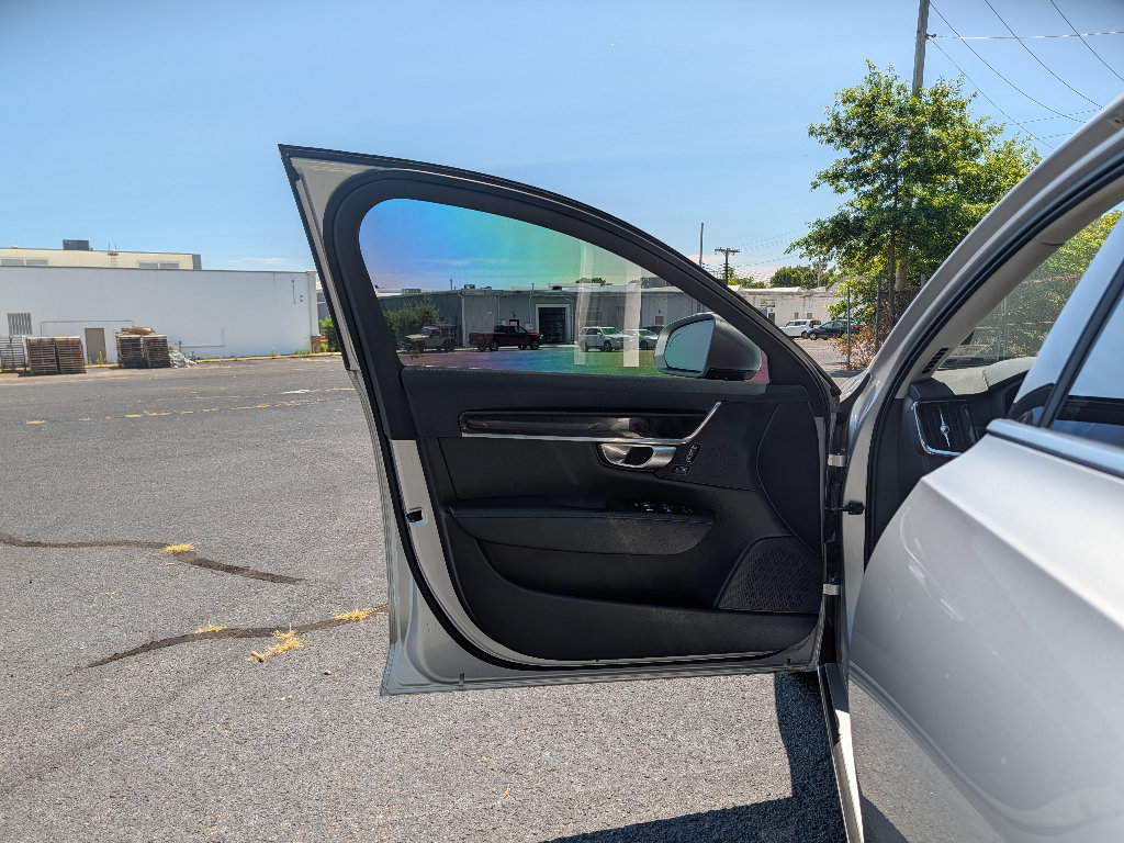 Used 2018 Volvo S90 T5 Momentum w/ Convenience Package AWD/4WD image 10