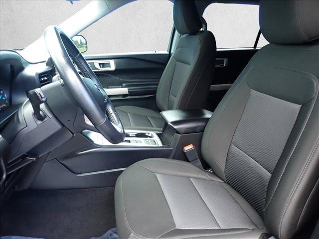 Used 2023 Ford Explorer XLT RWD image 12