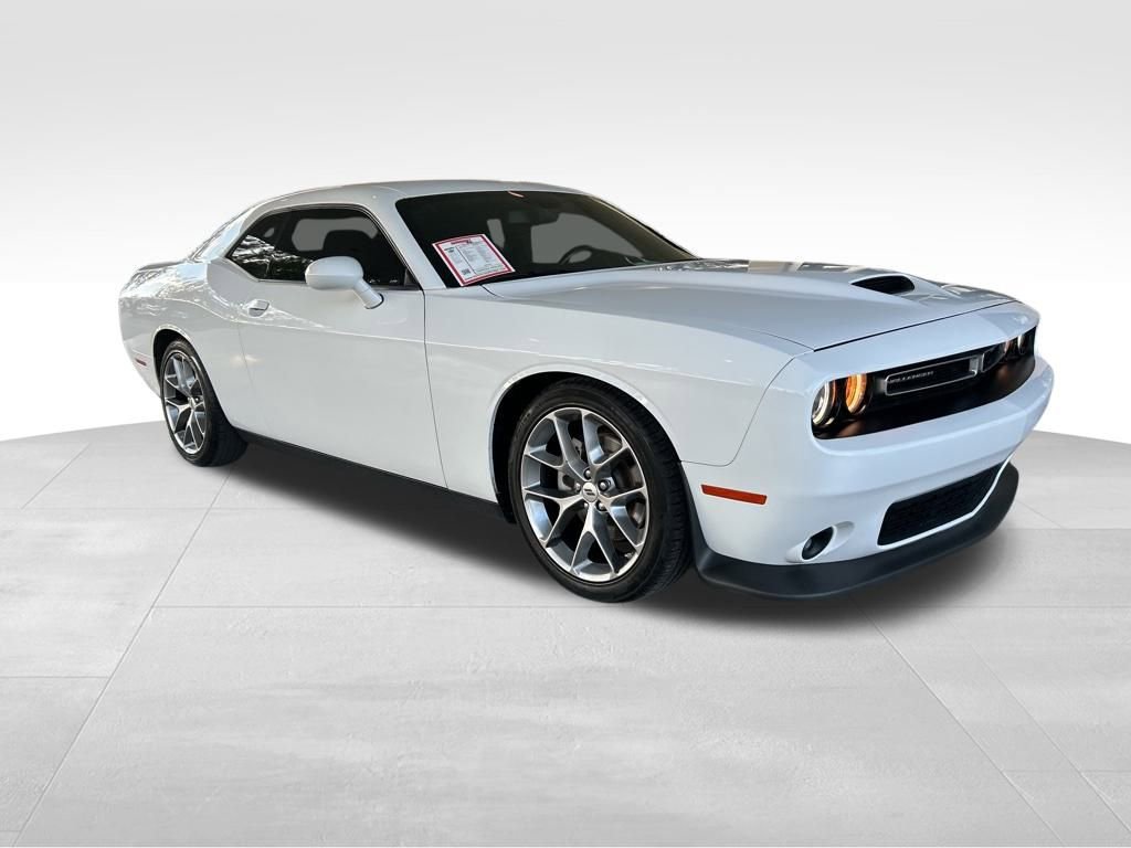 Used 2022 Dodge Challenger GT image 2