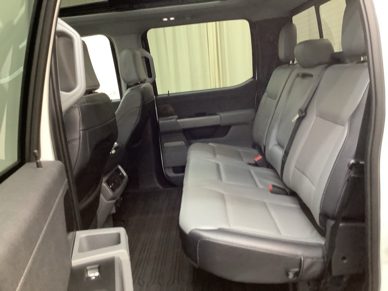 Used 2023 Ford F150 Lariat w/ Equipment Group 502A High AWD/4WD image 23