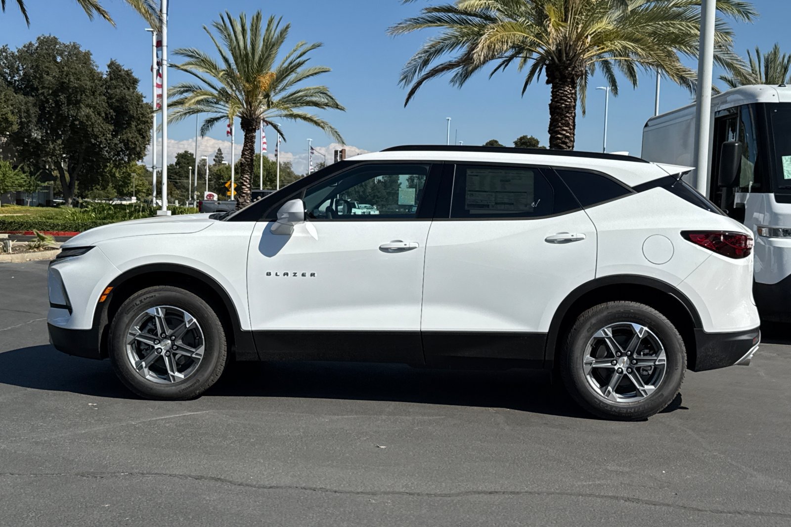 New 2026 Chevrolet Blazer LT w/ Convenience Package FWD image 6