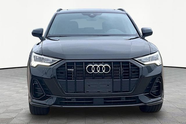 Used 2023 Audi Q3 2.0T Premium Plus w/ Premium Plus Package AWD/4WD image 3