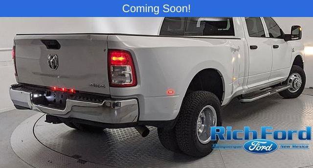Used 2024 RAM 3500 Tradesman w/ Chrome Appearance Group image 3