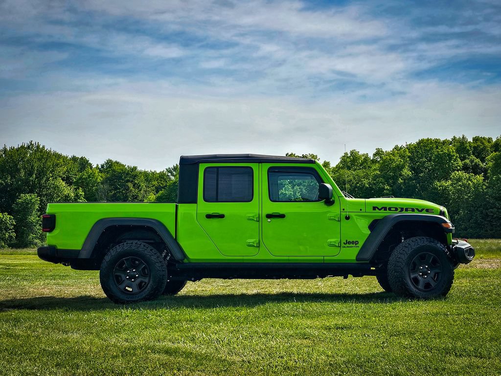 Used 2021 Jeep Gladiator Mojave AWD/4WD image 3