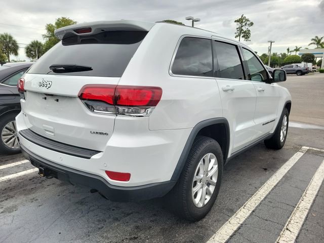 Used 2022 Jeep Grand Cherokee Laredo E AWD/4WD image 5