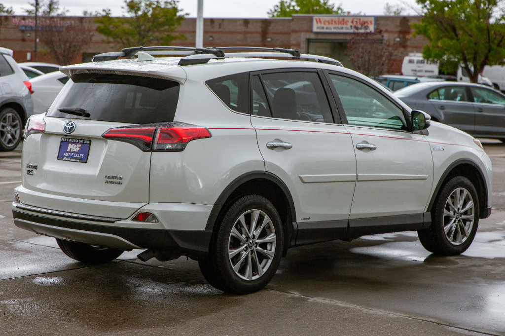 Used 2017 Toyota RAV4 Limited w/ Advanced Technology Package AWD/4WD image 5