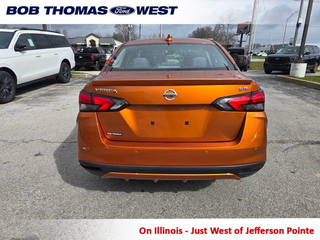 Used 2021 Nissan Versa SR w/ Convenience Package image 4