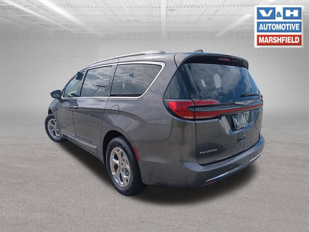Used 2021 Chrysler Pacifica Limited w/ Premium & Safety Sphere Group AWD/4WD image 33