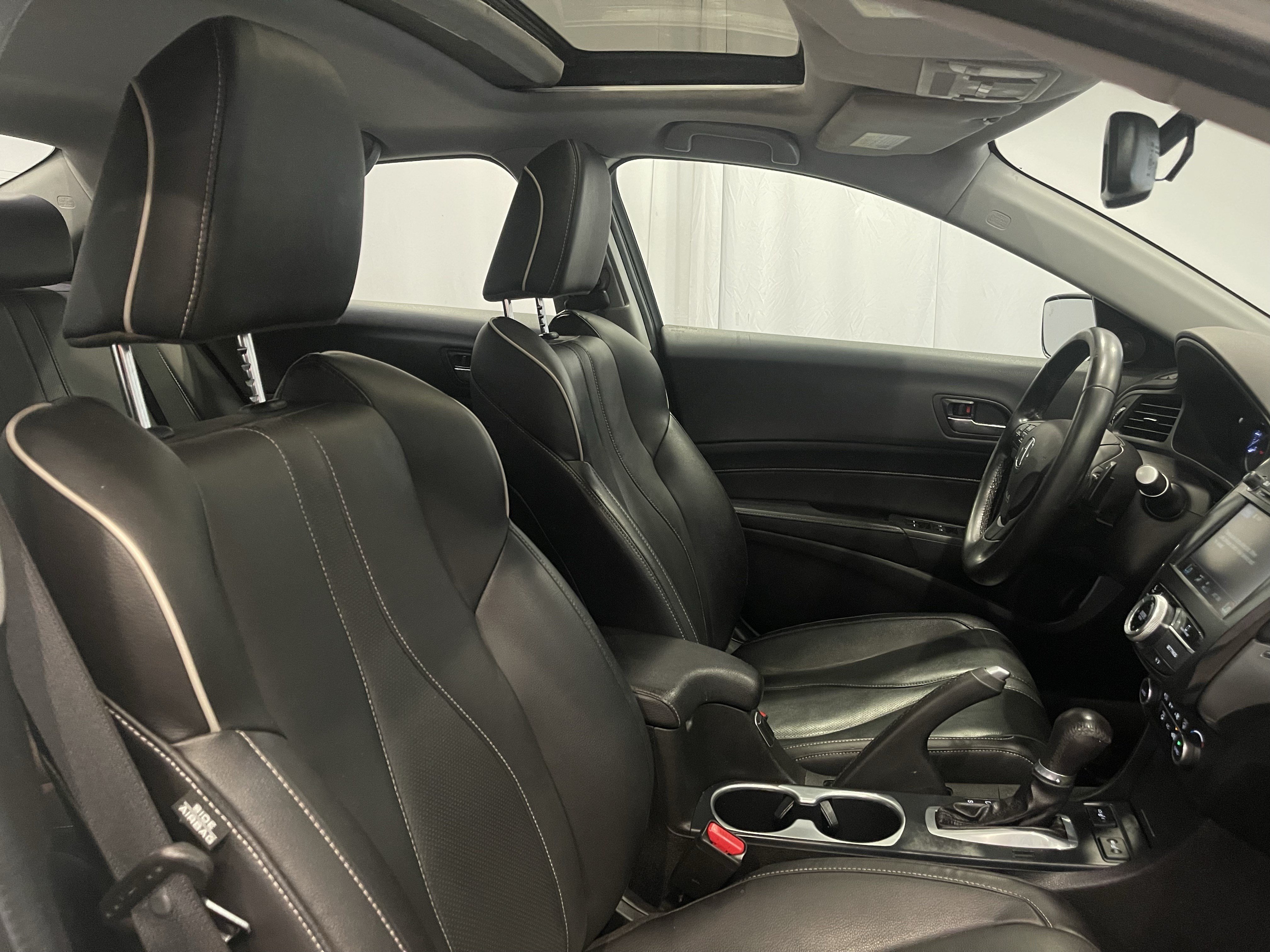 Used 2019 Acura ILX FWD image 15
