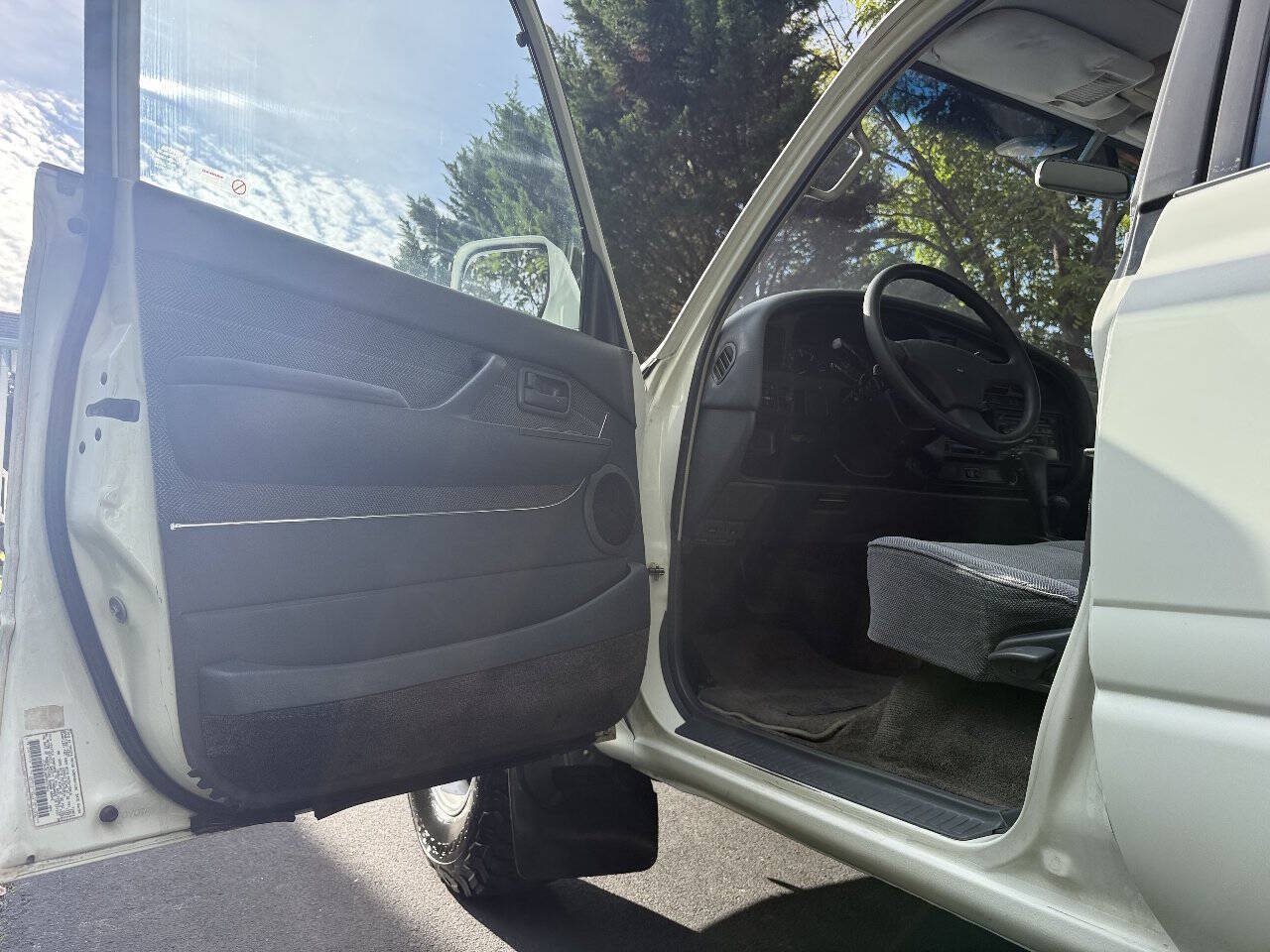 Used 1993 Toyota Land Cruiser AWD/4WD image 48