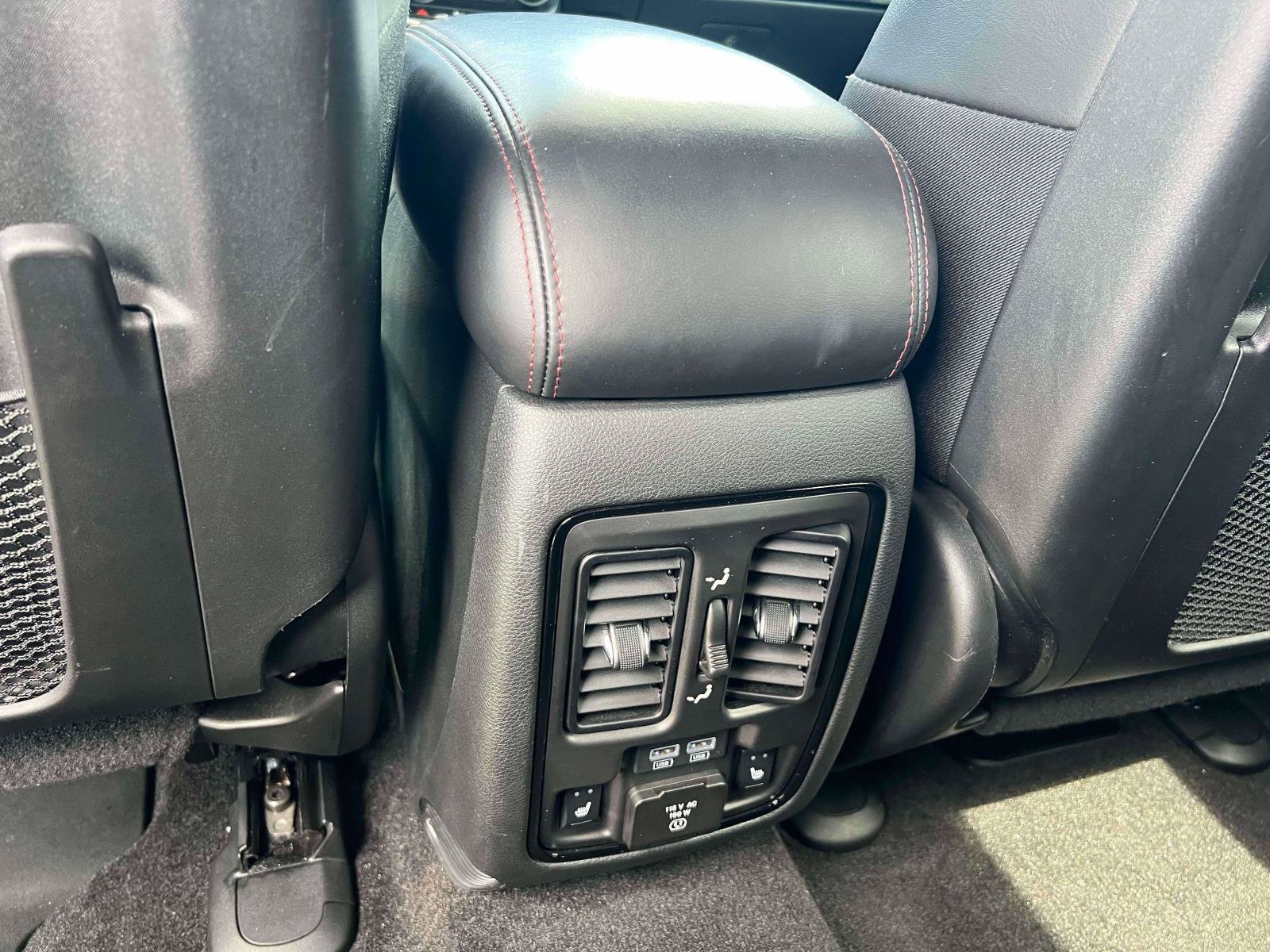 Used 2022 Dodge Durango R/T AWD/4WD image 25