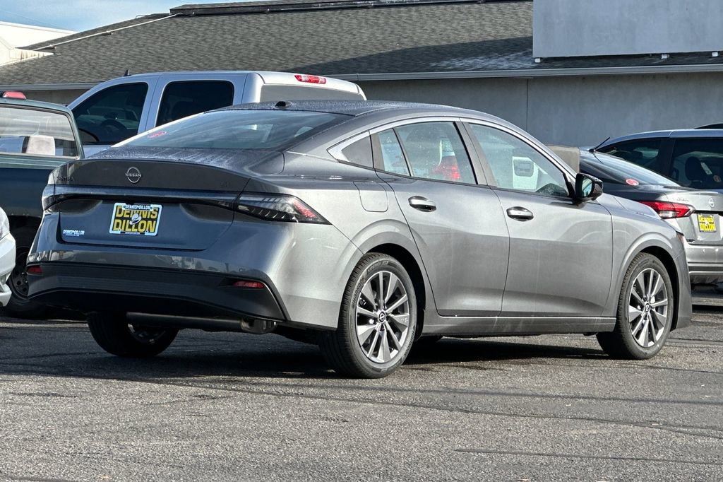 New 2026 Nissan Sentra SL w/ Floor Mat Package image 4
