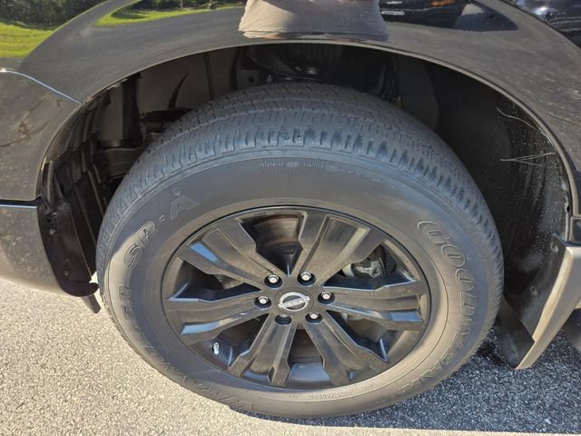 Used 2024 Nissan Titan SV w/ SV Convenience Package AWD/4WD image 26