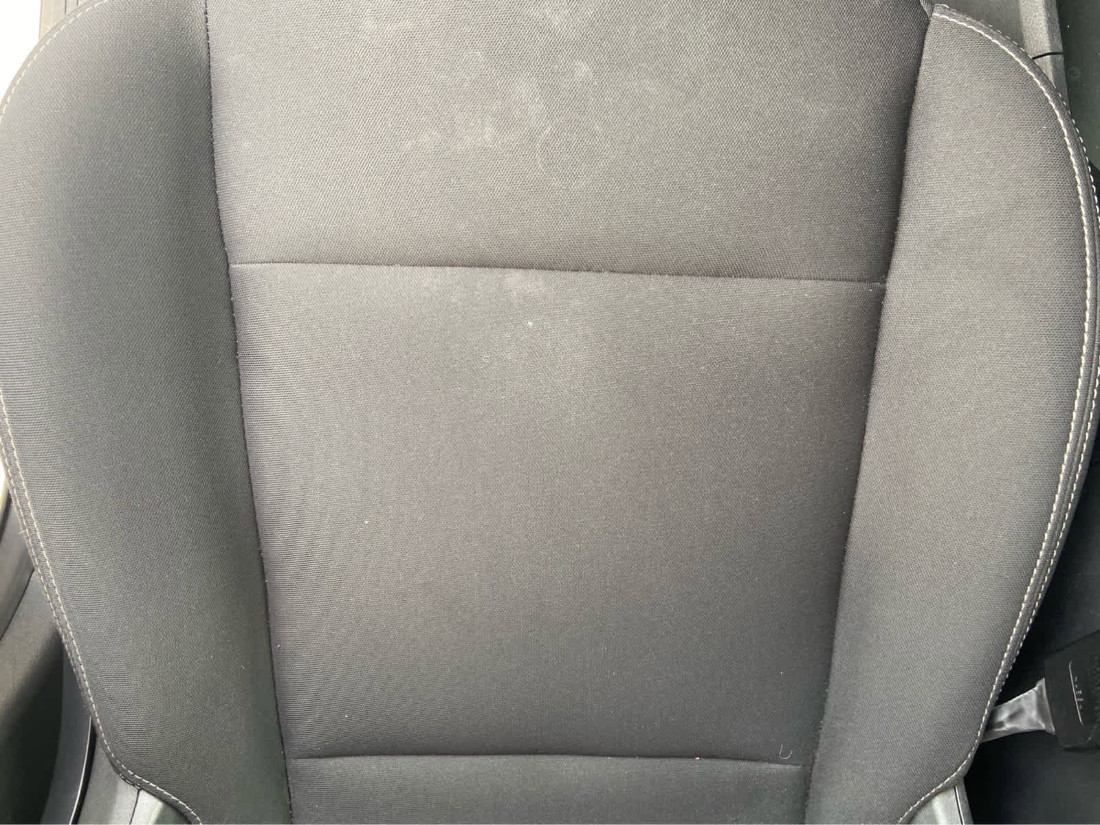 Used 2023 Nissan Rogue S image 34