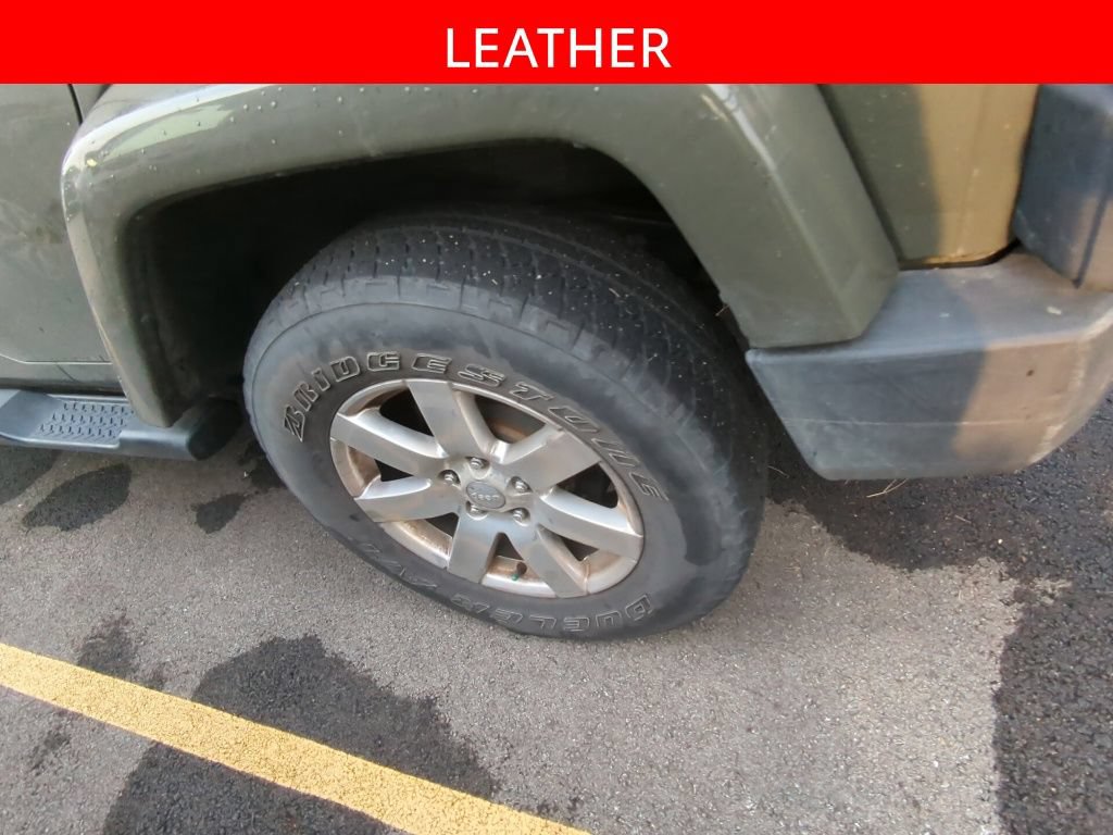 Used 2016 Jeep Wrangler Unlimited Sahara w/ Connectivity Group AWD/4WD image 5