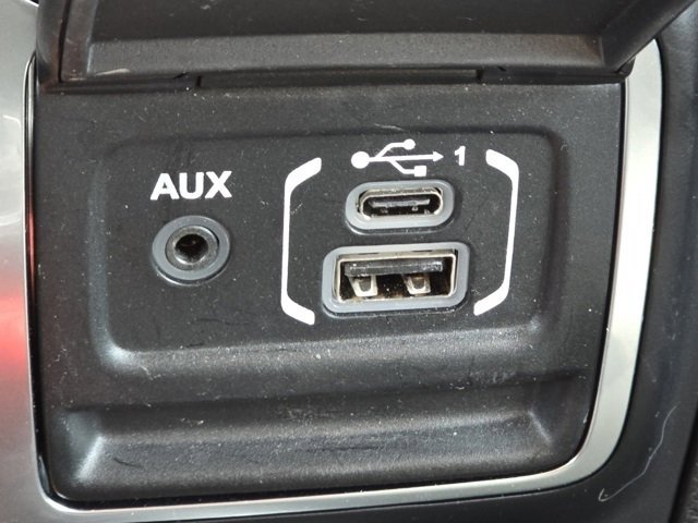 Used 2022 Jeep Wrangler Unlimited Willys image 14