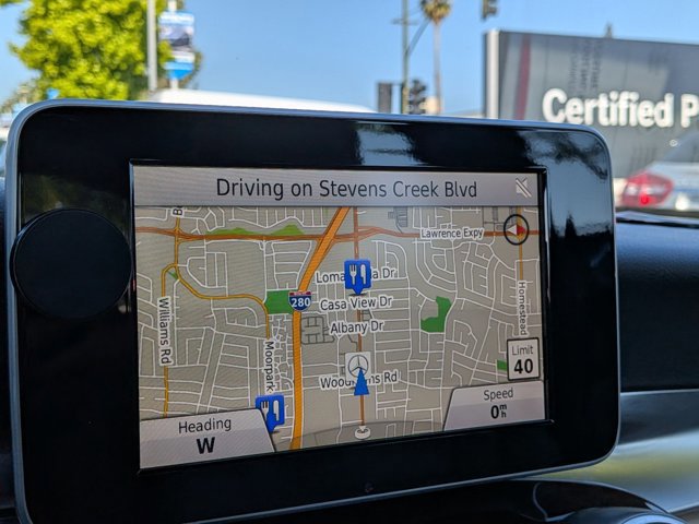 Used 2015 Mercedes-Benz C 300 4MATIC Sedan image 15