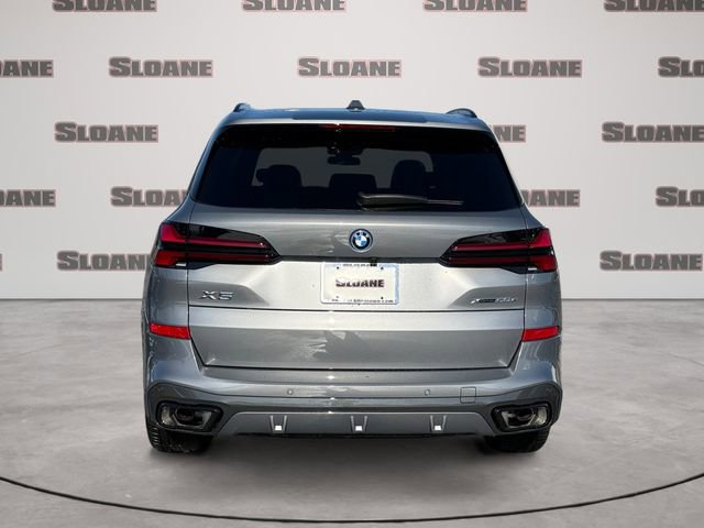 New 2026 BMW X5 xDrive50e w/ M Sport Package AWD/4WD image 4