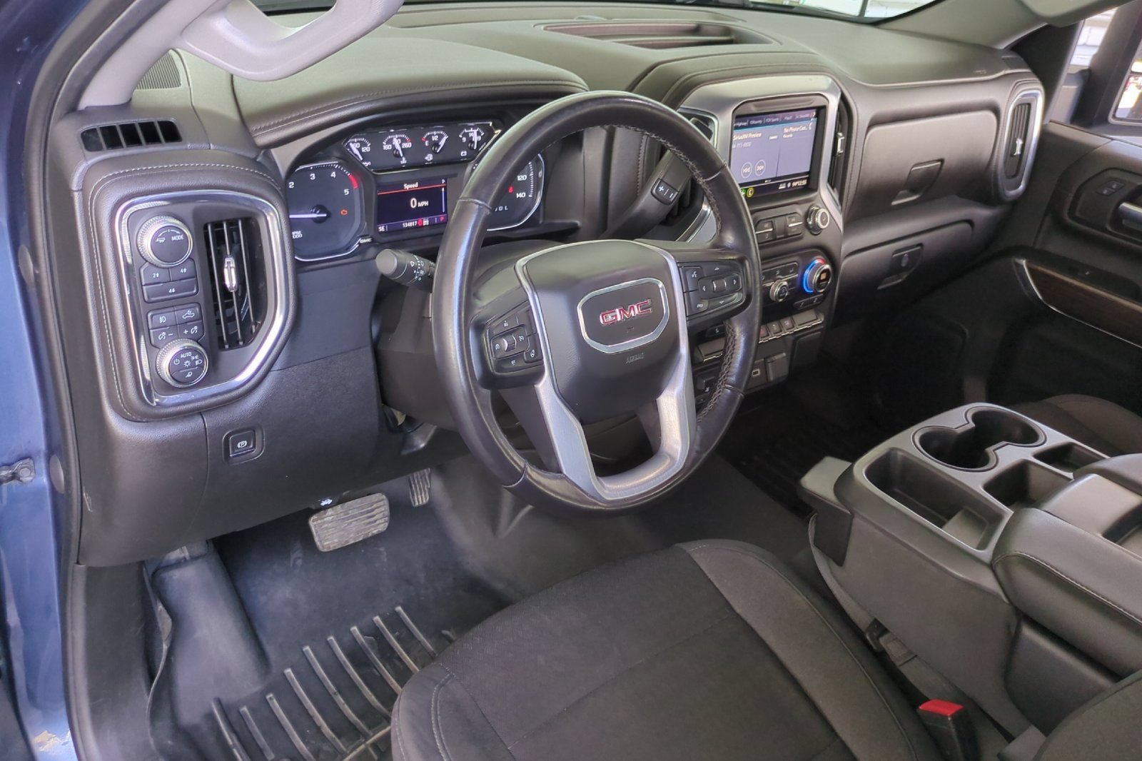 Used 2021 GMC Sierra 2500 SLE w/ SLE Value Package; AWD/4WD image 10