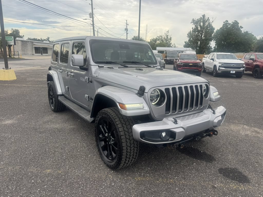Used 2020 Jeep Wrangler Unlimited Sahara AWD/4WD image 3