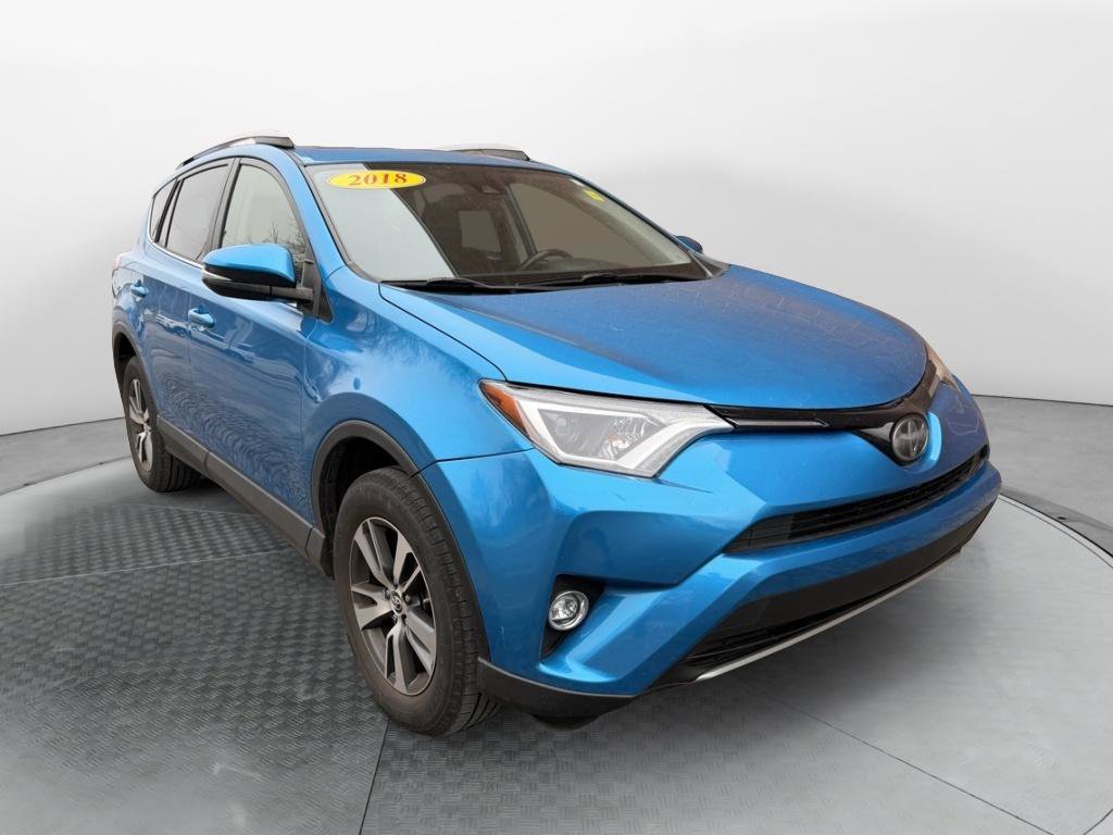 Used 2018 Toyota RAV4 XLE image 7