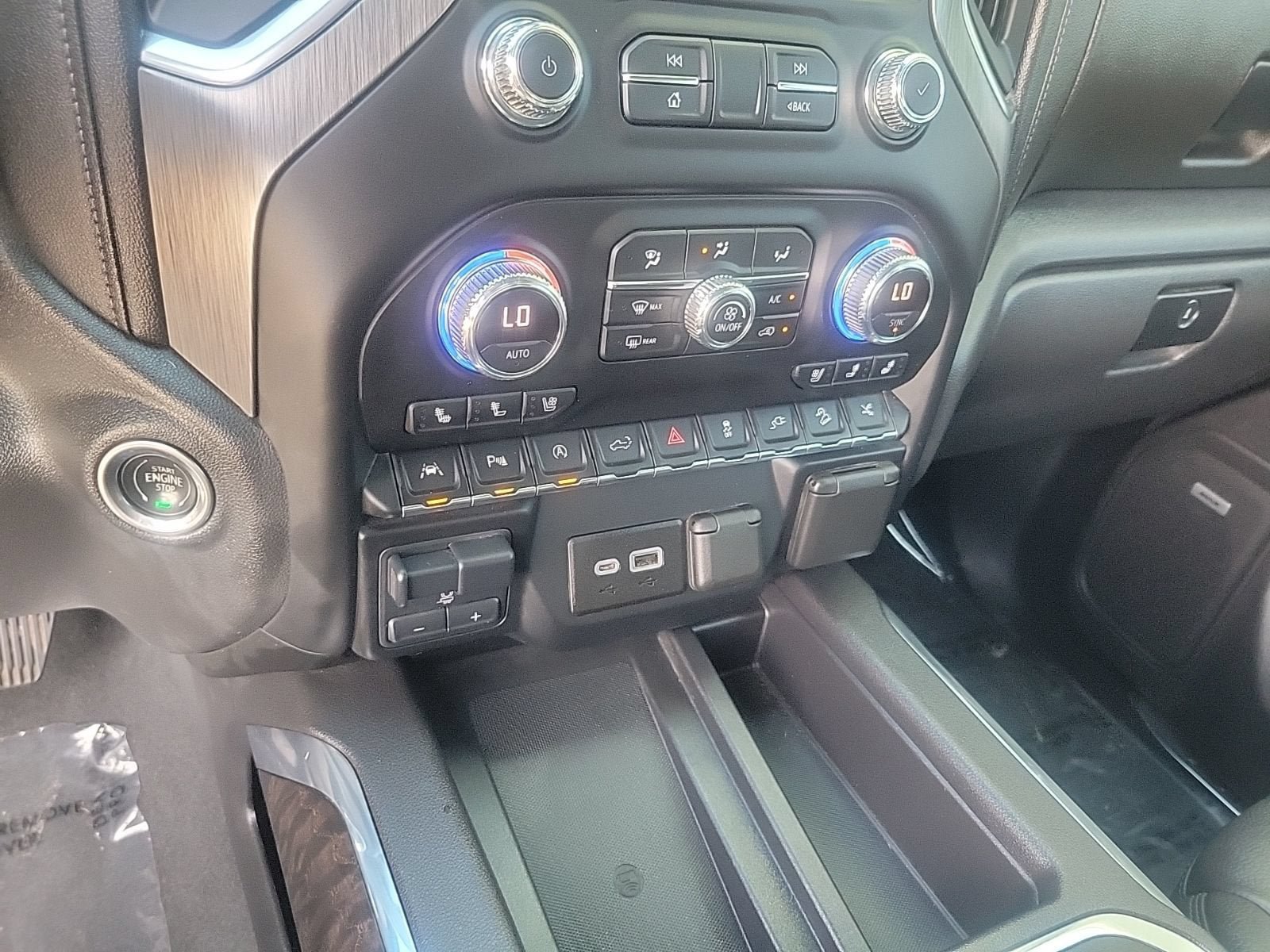 Certified 2021 GMC Sierra 1500 Denali w/ Denali Ultimate Package AWD/4WD image 24