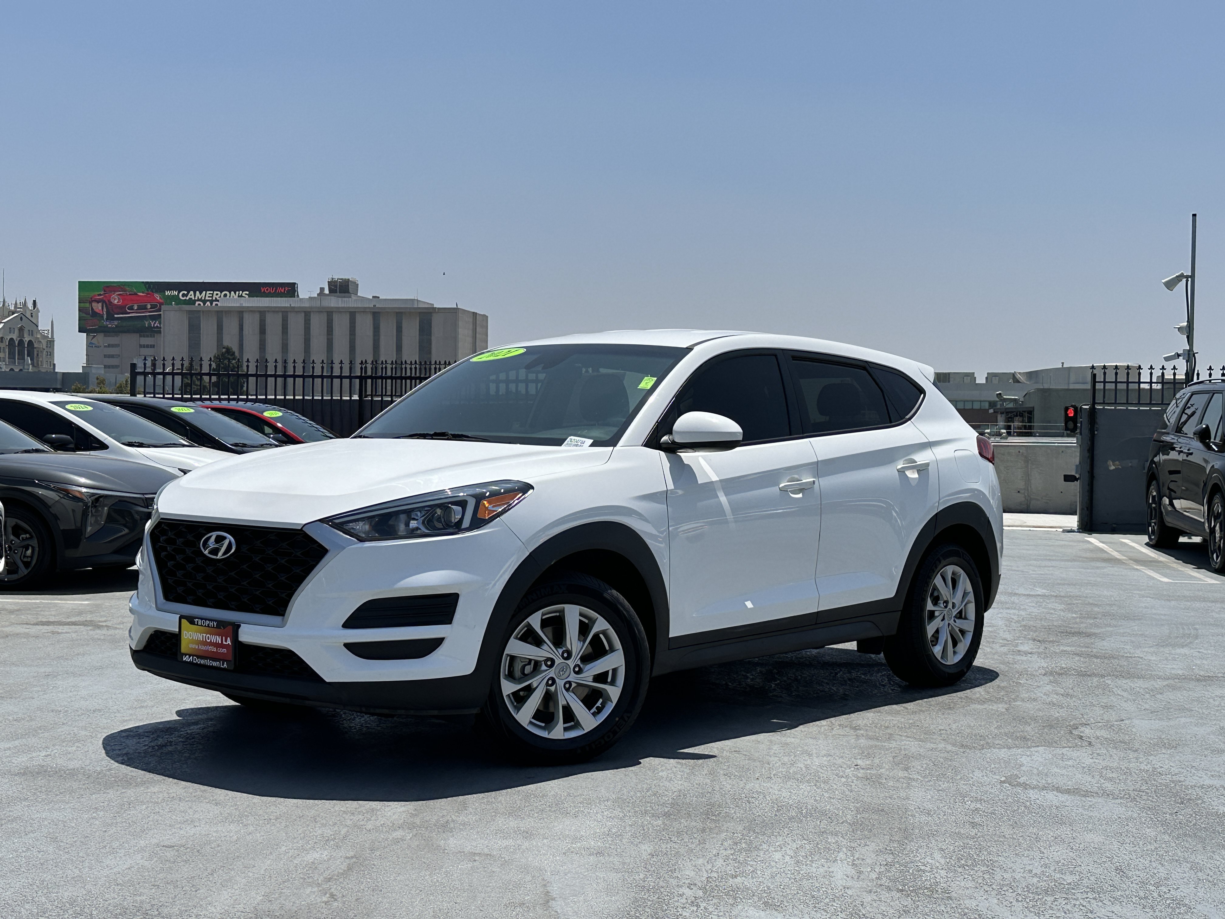 Used 2021 Hyundai Tucson SE w/ Cargo Package FWD image 2