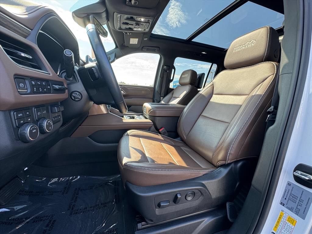 Used 2024 Chevrolet Suburban High Country w/ Advanced Technology Package AWD/4WD image 20