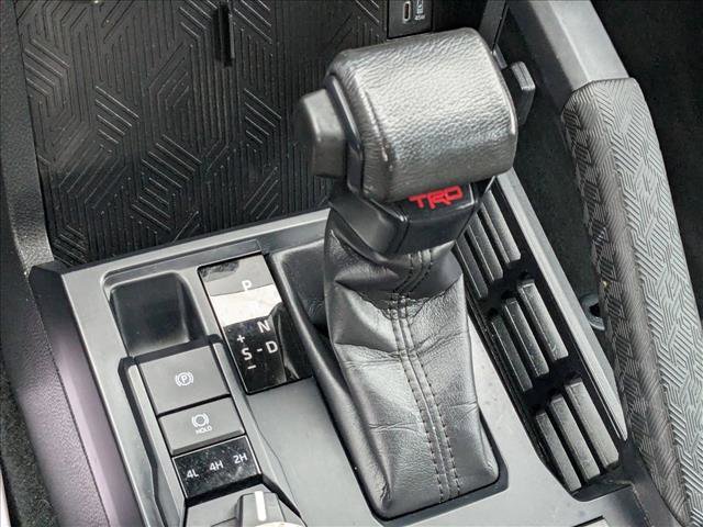 Used 2024 Toyota Tacoma TRD Sport image 11