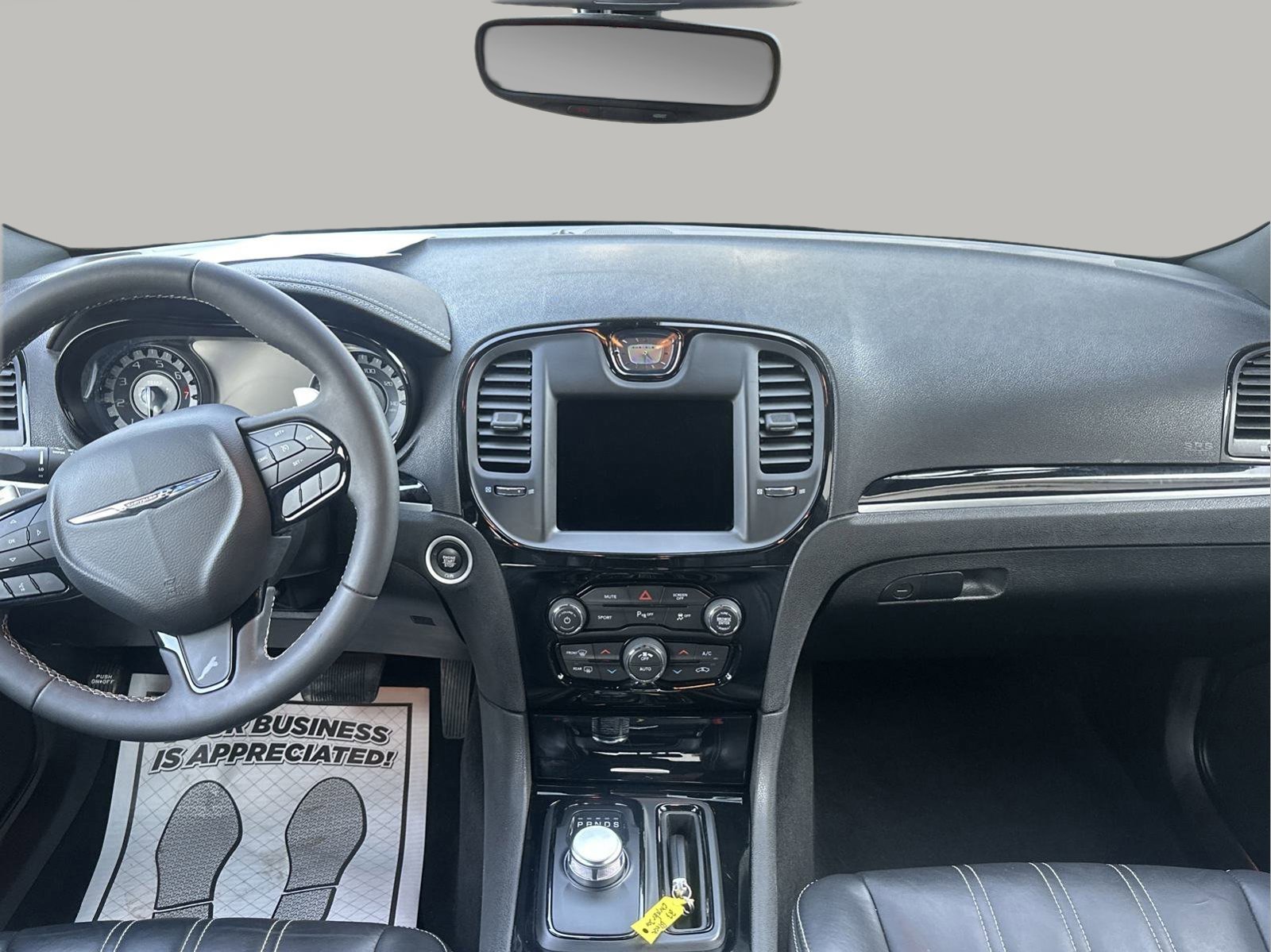 Used 2023 Chrysler 300 S image 10